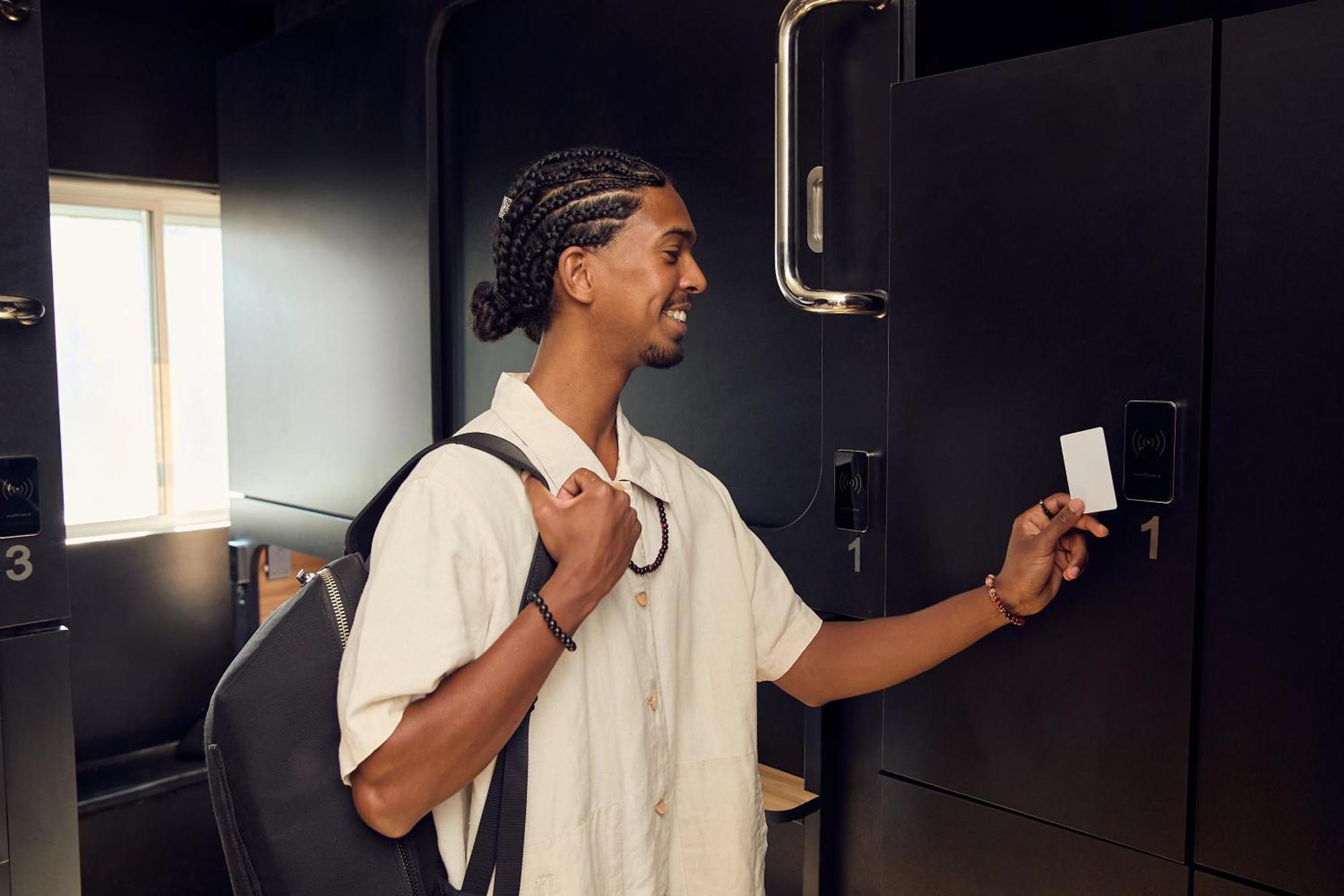 Capsule Hotel - Montreal — Photos 1